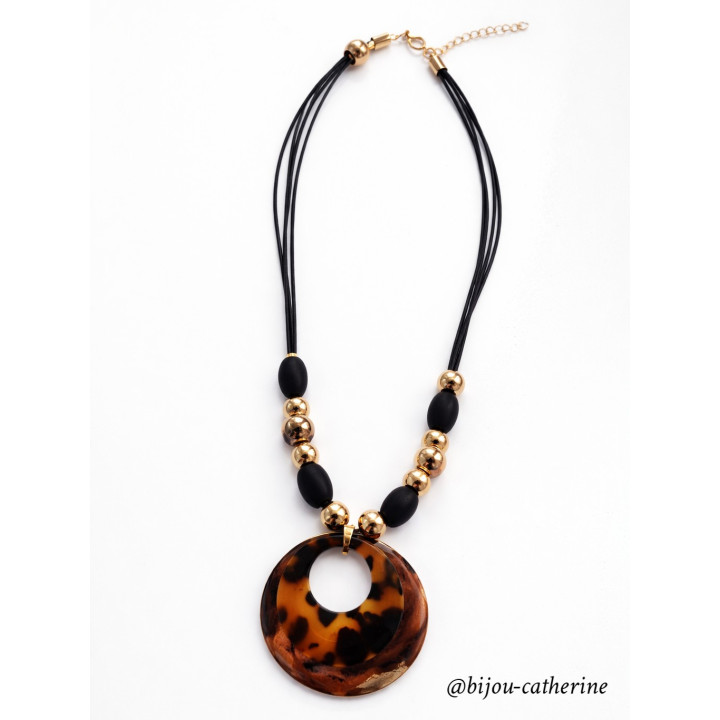 Collier Pendentif élégant Géométrique Imprimé Léopard avec Perles, Alliage de Zinc, Design Anneau Rond